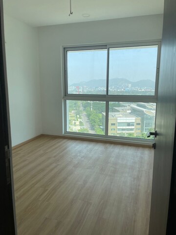 Room in 1 BHK Apartment at Aurum Q Islands, Ghansoli – for Rent