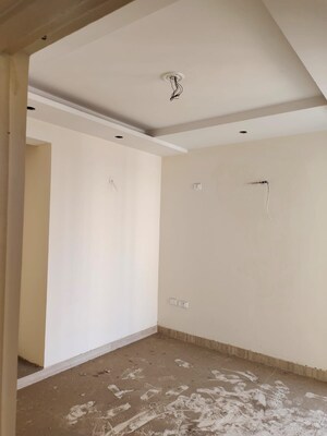 Room in 4 BHK Apartment at JKG Palm Resort, Raj Nagar Extension – for Sale