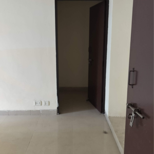 Room in 4 BHK Apartment at Vip Road – for Sale