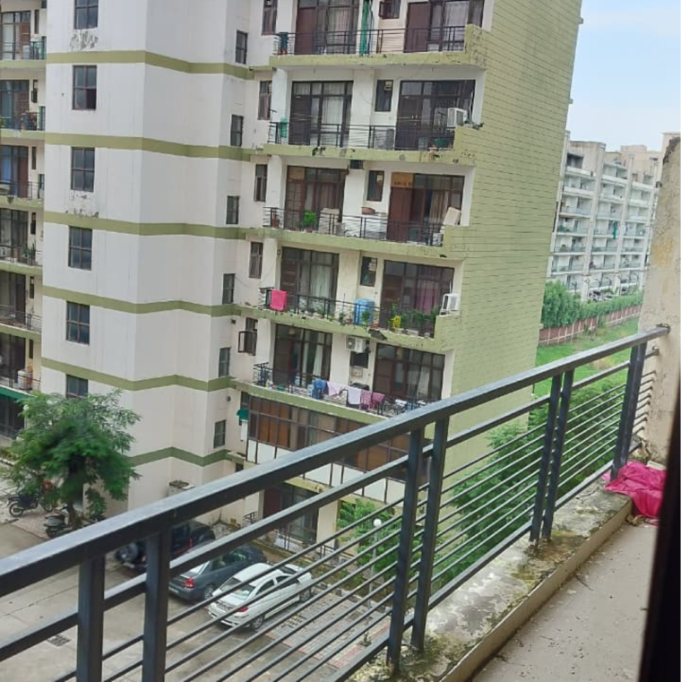 Balcony, vip road 4 Bedroom 1414 Sq.Ft. Apartment In Vip Road Zirakpur 9331260