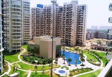 3.5 BHK Apartment – Exterior View View at Emaar Palm Heights, Sector 77 - for Sale