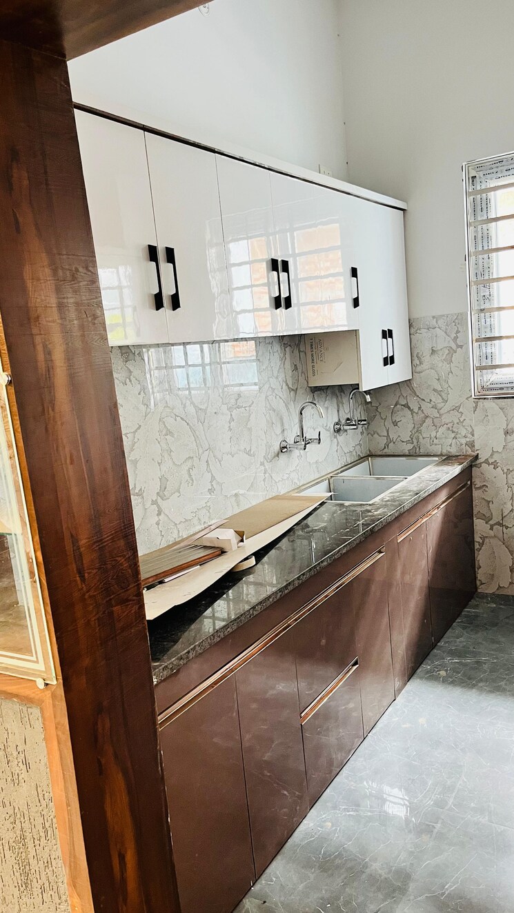 Kitchen, badheri rajputan 5 Bedroom 2700 Sq.Ft. Villa In Badheri Rajputan Haridwar 9331281