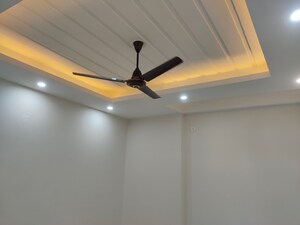 Furnished Amenities in 3 BHK Villa at Canal Road – for Rent