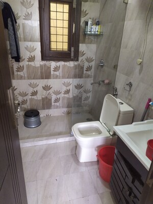 Attached Bathroom in 3 BHK Builder Floor at Chittaranjan Park – for Rent