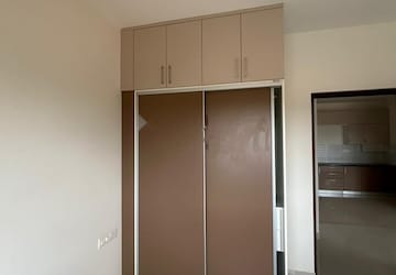 Room in 2 BHK Apartment at Adarsh Greens, Kogilu – for Rent