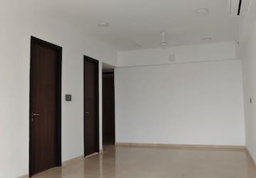 Room in 3 BHK Apartment at Lodha World One, Worli – for Rent