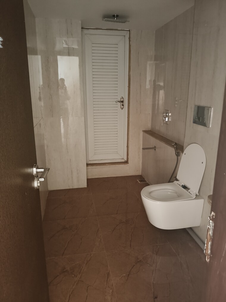 Attached Bathroom, omkar-veda-exclusive 2 Bedroom 920 Sq.Ft. Apartment In Parel Mumbai 9331623