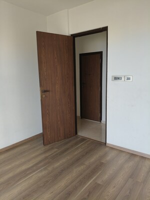 Master Bedroom in 2 BHK Apartment at Omkar Veda Exclusive, Parel – for Rent