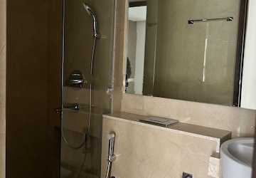 Bathroom in 1 BHK Apartment at Hiranandani Regent Hill, Powai – for Sale