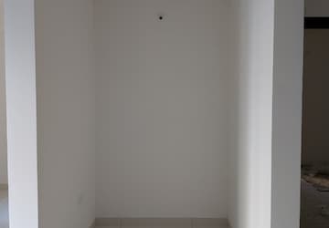 Room in 2.5 BHK Apartment at Aparna Sarovar Zicon, Nallagandla – for Sale