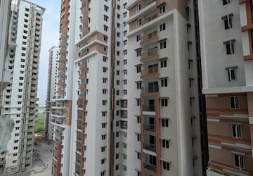 Balcony in 2.5 BHK Apartment at Aparna Sarovar Zicon, Nallagandla – for Sale