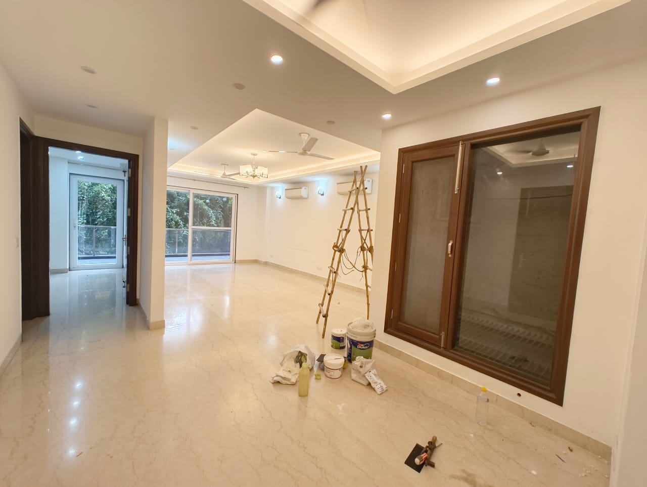 3 BHK + Servant Room Builder Floor For Rent in Chittaranjan Park 