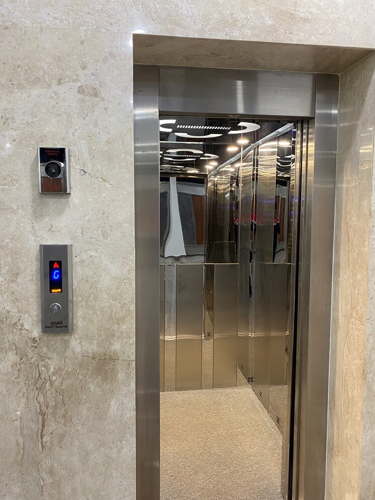 Kitchen, vasant kunj 3 Bedroom 1762 Sq.Ft. Builder Floor In Vasant Kunj Delhi 9331614