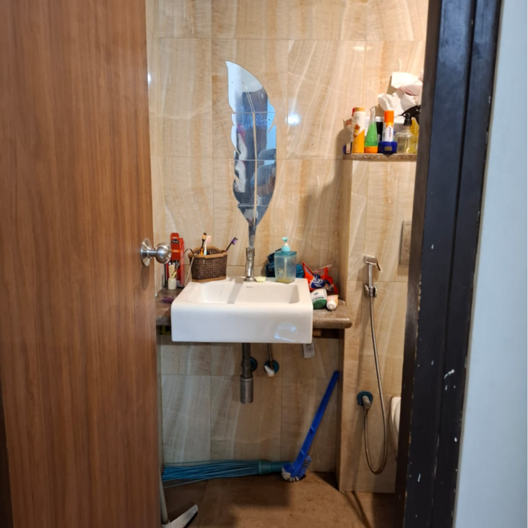 Bathroom, lodha-amara 1 Bedroom 446 Sq.Ft. Apartment In Sandoz Baug Thane 9331643