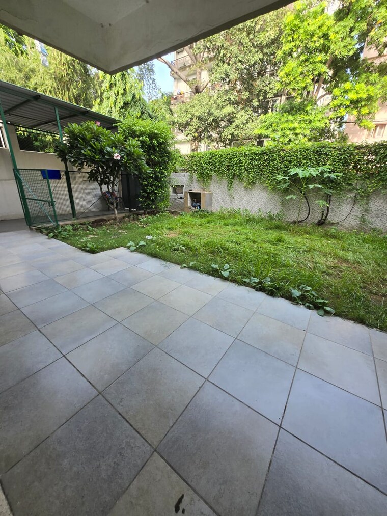 Balcony, greater kailash i 4 Bedroom 500 Sq.Yd. Builder Floor In Greater Kailash I Delhi 9331666