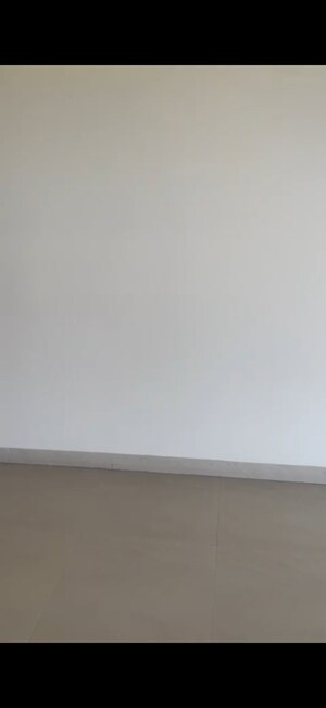 Room in 3 BHK Apartment at Raheja Vedaanta, Sector 108 – for Rent