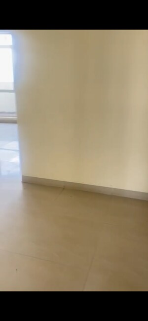 Room in 3 BHK Apartment at Raheja Vedaanta, Sector 108 – for Rent