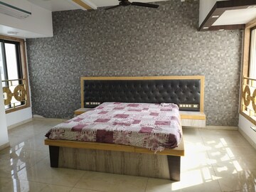 Bedroom in 3 BHK Apartment at Chaitanya Tower, Prabhadevi – for Rent