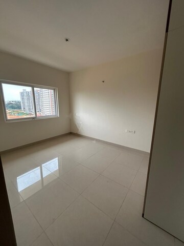 Room in 2 BHK Apartment at Adarsh Greens, Kogilu – for Rent