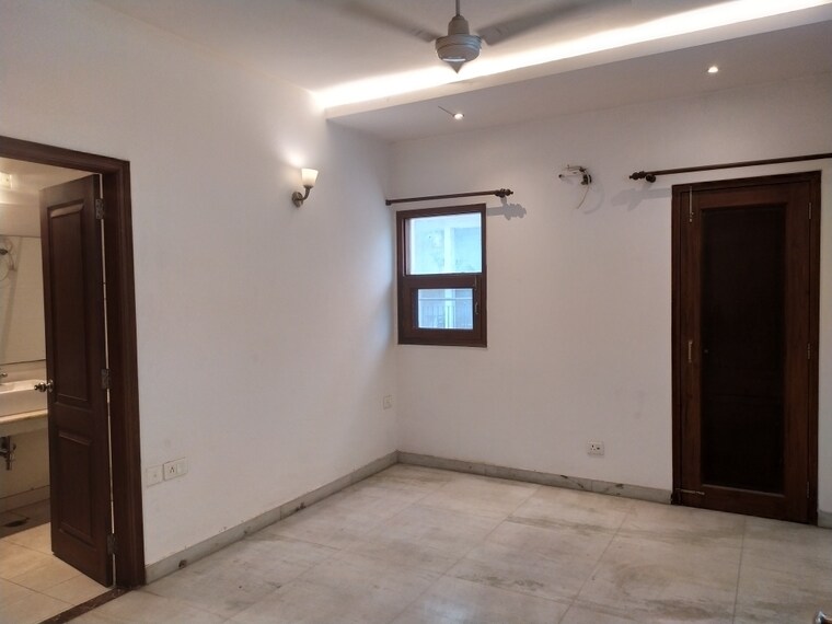 Master Bedroom, greater kailash i 3 Bedroom 3500 Sq.Ft. Builder Floor In Greater Kailash I Delhi 9331703