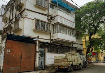 6+ BHK Independent House For Sale in Lake Market