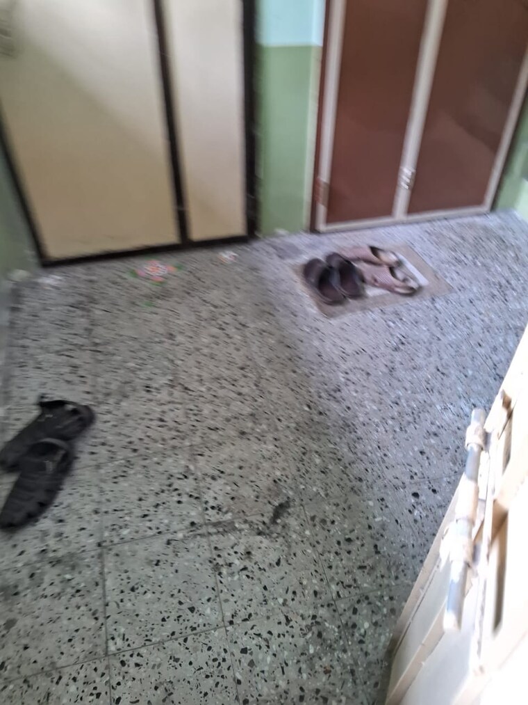 Bedroom, dombivli east 1 Bedroom 1000 Sq.Ft. Apartment In Dombivli East Thane 9331745