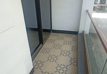 Building Lobby in 3 BHK Apartment at Signature Global City 63A, Sector 63a – for Rent
