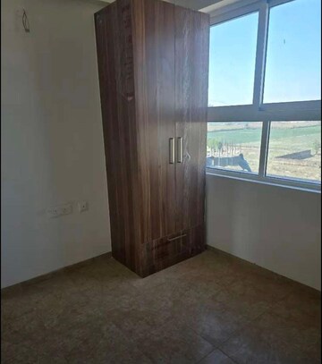 Room in 3 BHK Apartment at Sushma Joynest ZRK, Ghazipur – for Rent