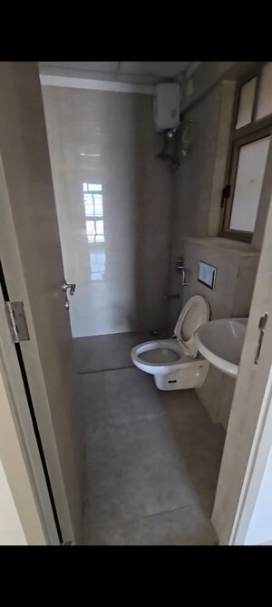 Bathroom in 2 BHK Apartment at Vasant Oasis Phase 2, Andheri East – for Sale
