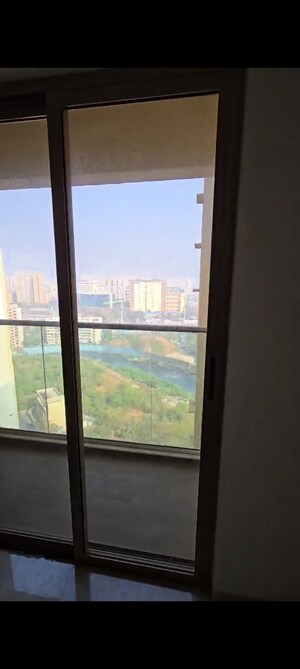 Swimming Pool in 2 BHK Apartment at Vasant Oasis Phase 2, Andheri East – for Sale