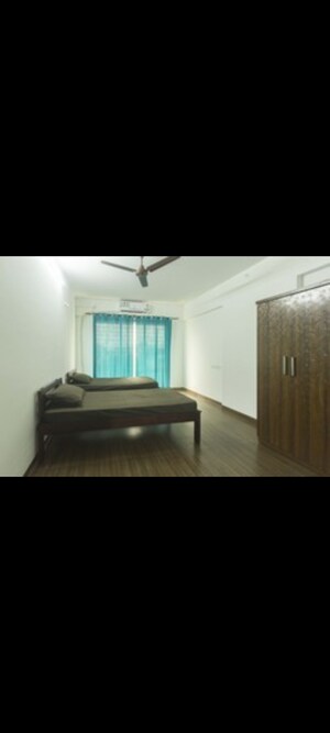 Room in  Pg at Borivali East – for Rent