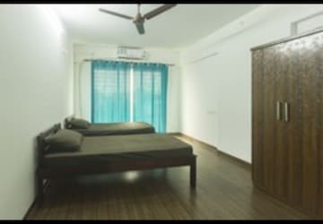 Room in  Pg at Borivali East – for Rent