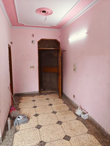 Building Lobby in 2 BHK Builder Floor at Shalimar Garden – for Sale