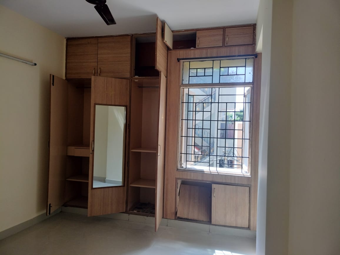 3 BHK + Pooja Room 1700 Sq.Ft. Apartment in SRR Aqua