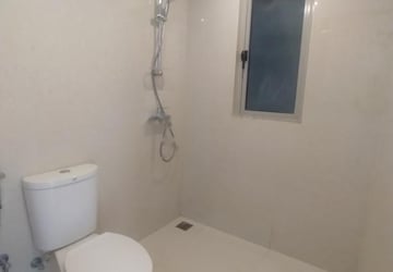 Bathroom in 1 BHK Apartment at Hiranandani Queensgate, Bannerghatta – for Rent