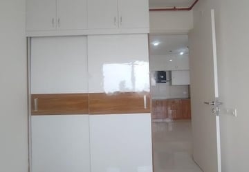 Furnished Amenities in 1 BHK Apartment at Hiranandani Queensgate, Bannerghatta – for Rent