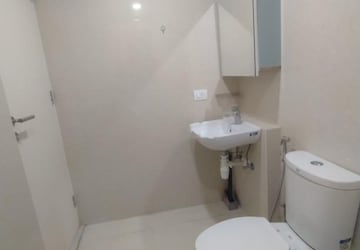 Bathroom in 1 BHK Apartment at Hiranandani Queensgate, Bannerghatta – for Rent