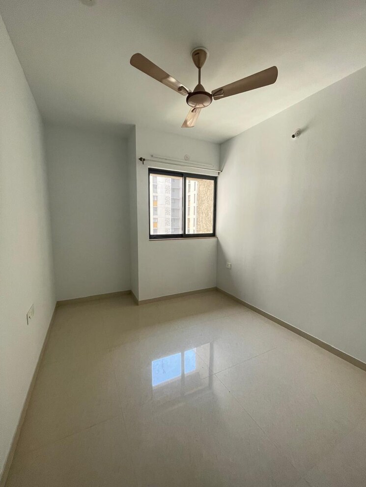 Bedroom, lodha-palava-downtown-dombivli-east 2 Bedroom 585 Sq.Ft. Apartment In Dombivli East Thane 9332457