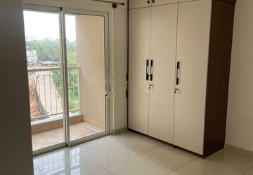 Room in 2 BHK Apartment at Sobha Dream Gardens, Thanisandra Main Road – for Rent