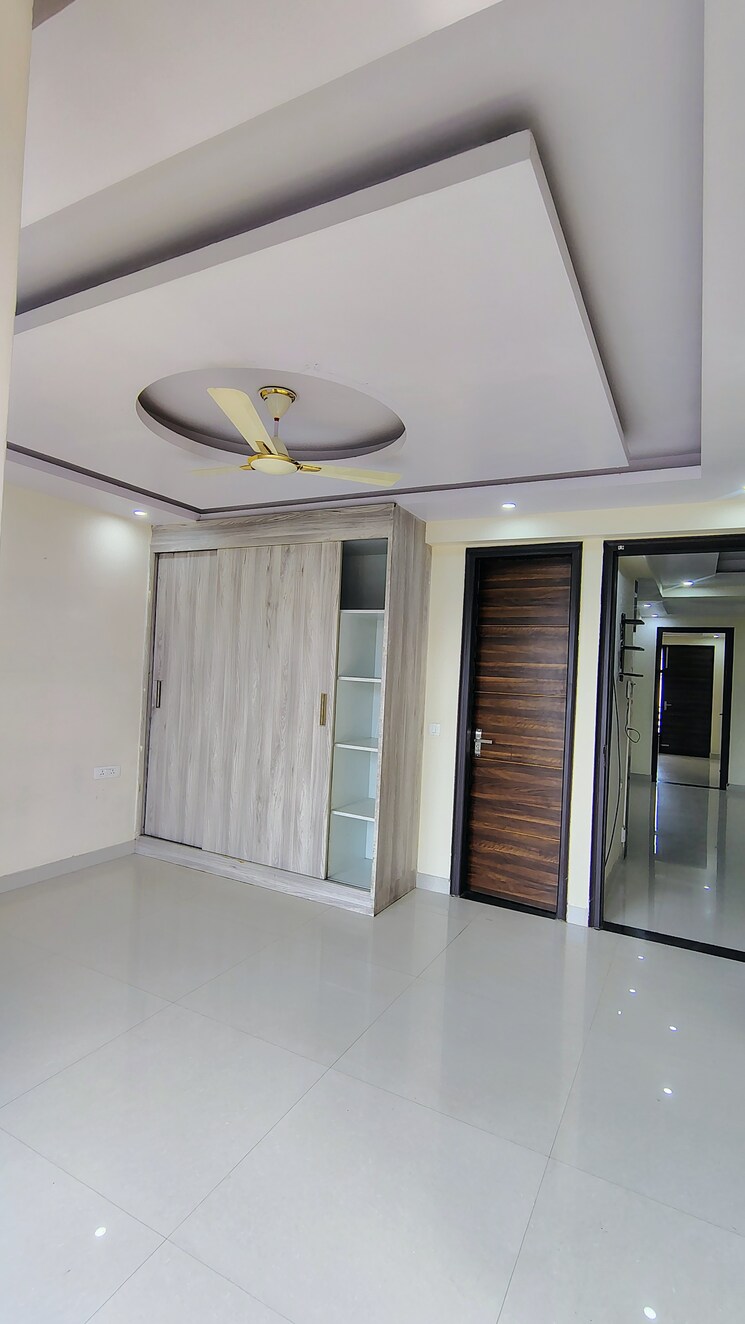 undefined, sushant-lok-2 3 Bedroom 1935 Sq.Ft. Builder Floor In Sector 57 Gurgaon 9332353