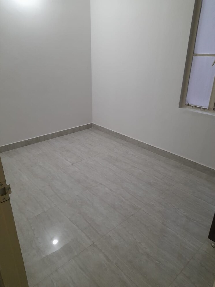 Room, signature-global-solera-2 2 Bedroom 634 Sq.Ft. Apartment In Sector 107 Gurgaon 9332357