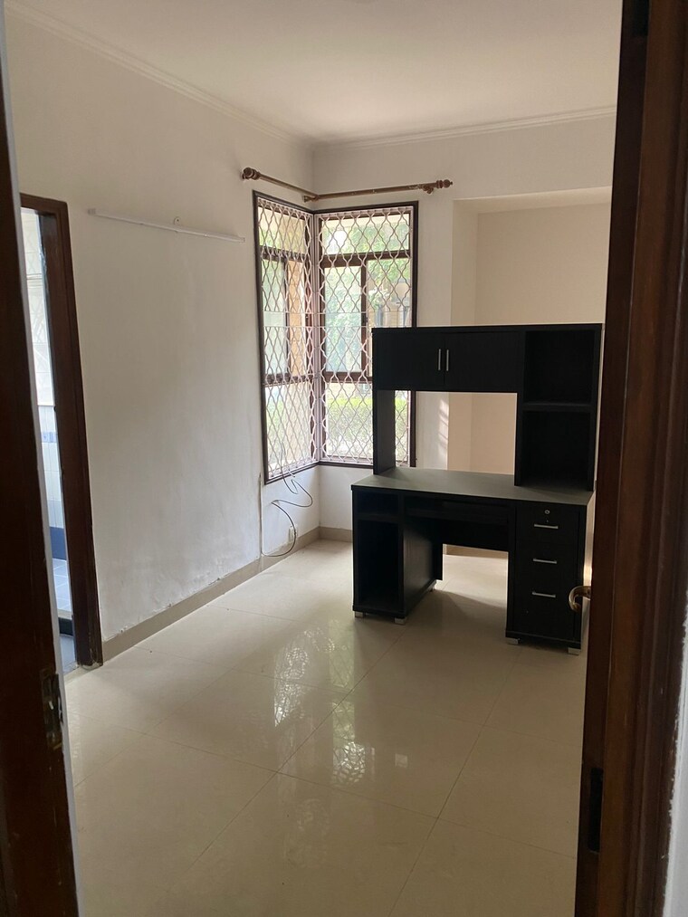 Room, smart-world-orchard 3 Bedroom 1680 Sq.Ft. Apartment In Sector 61 Gurgaon 9332355