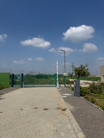 Plot – Exterior View View at Adani M2K Oyster Grande, Sector 102 - for Sale