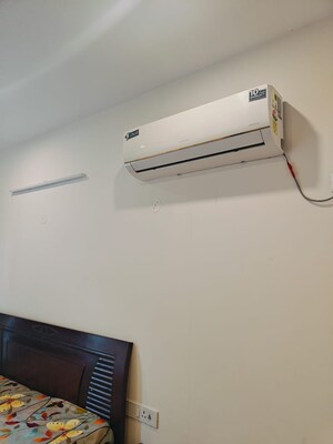 Furnished Amenities in 3 BHK Builder Floor at Sushant Lok 3, Sector 57 – for Rent