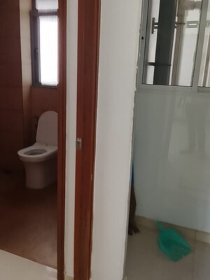 Building Lobby in 4 BHK Apartment at Kalpataru Parkcity, Kolshet Road – for Rent