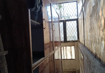 Balcony in 1 BHK Builder Floor at Vaishali Sector 5 – for Rent