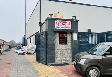 Parking in  Industrial Plot at Manesar – for Rent