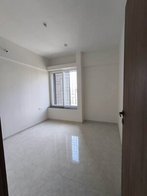 Room in 2 BHK Apartment at Majestique Marbella Phase 1, Kharadi – for Rent