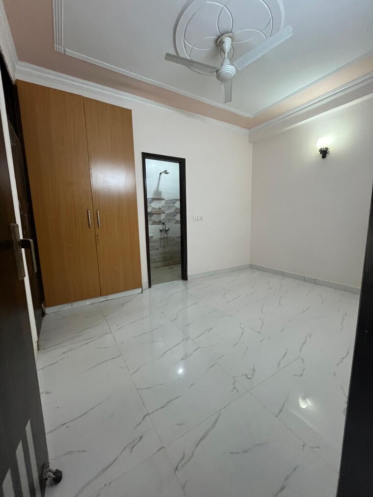 Room, saket 2 Bedroom 800 Sq.Ft. Builder Floor In Saket Delhi 9332451