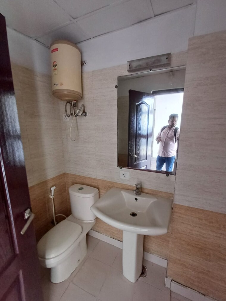 Bathroom, stellar-jeevan 2 Bedroom 1027 Sq.Ft. Apartment In Sector 1 Greater Noida Greater Noida 9332429
